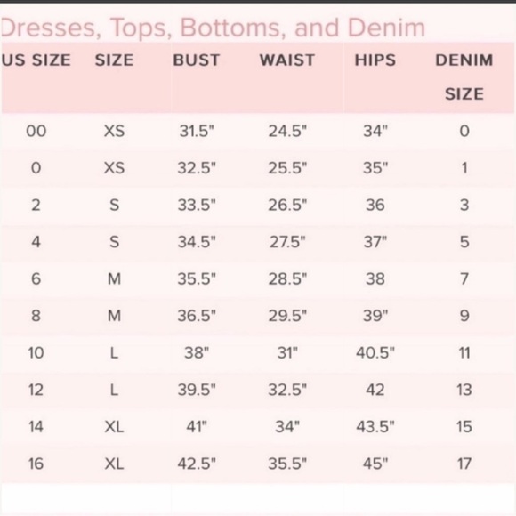 New Francesca’s Alice Twist Crop Ivory Cami Top - Picture 6 of 6